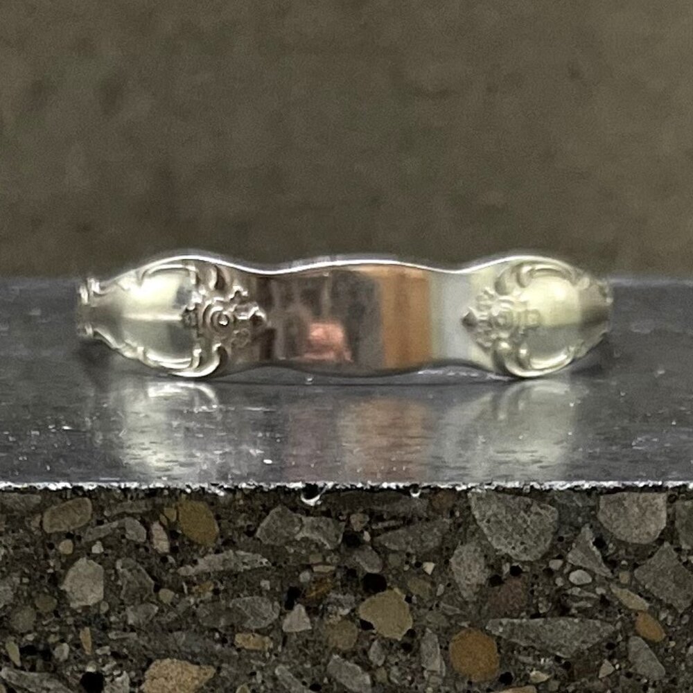 Vintage Oneida Korea Silver Plated Spoon Cuff Bracelet
